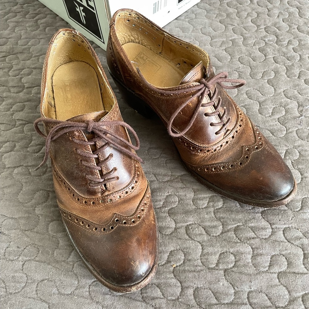 Frye Maggie Wingtip Brogues